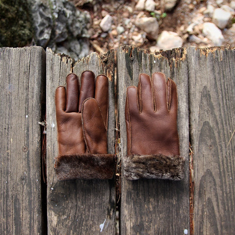 Cognac sheepskin gloves