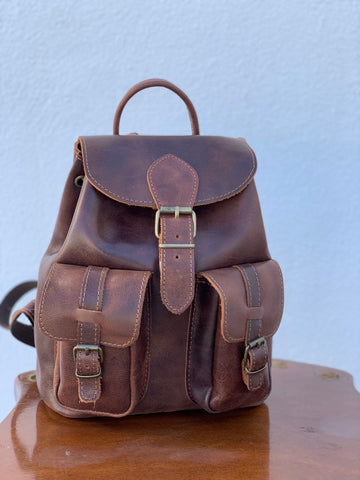Leather backpack with front pockets "Dione"