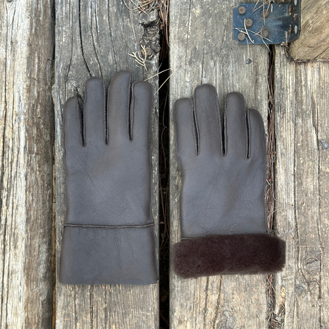 Γκρι δερμάτινα γάντια
